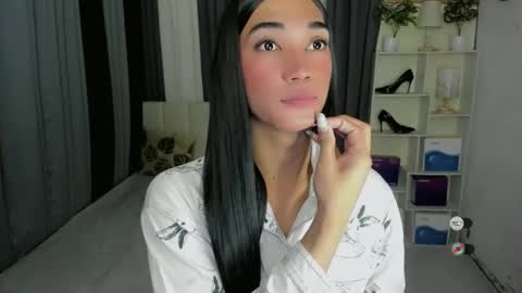 Snapshot of pixiedoll_ chatting on 02/25/26, 06:56 pixiedoll_ online show from 02/25/26, 06:56