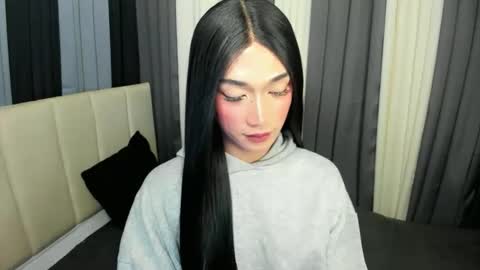 Snapshot of pixiedoll_ chatting on 05/06/26, 05:51 pixiedoll_ online show from 05/06/26, 05:51