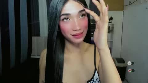 Snapshot of pixiedoll_ chatting on 05/14/26, 06:26 pixiedoll_ online show from 05/14/26, 06:26
