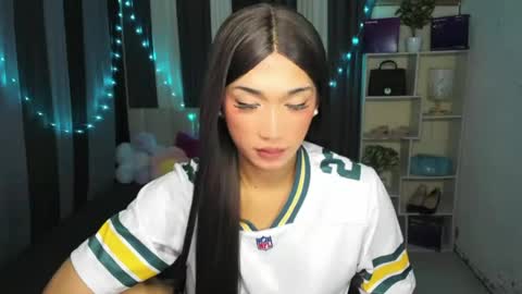 pixiedoll_ online show from 07/20/26, 10:39