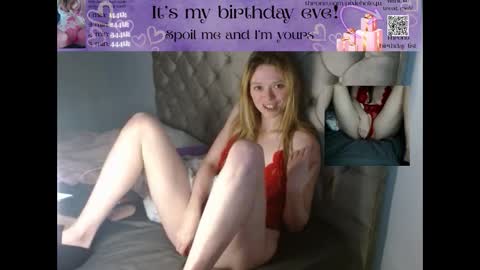 pixiehole4u online show from 12/01/25, 02:11