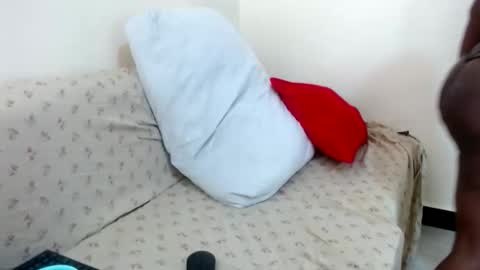 pixietease1 online show from 10/12/25, 12:42