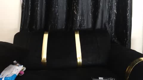 pixietease1 online show from 02/01/26, 12:48