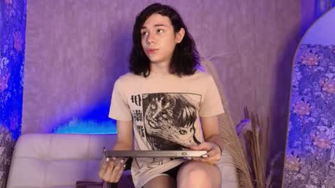 cris online show from 02/19/26, 02:18