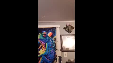 Snapshot of pizzedwife chatting on 02/13/26, 08:16 pizzedwife online show from 02/13/26, 08:16