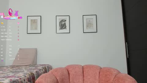 Angie Henao online show from 09/18/25, 05:37