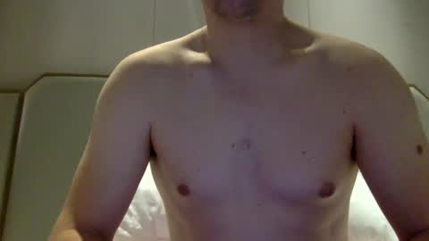 pl4yer__88 online show from 12/12/24, 05:52