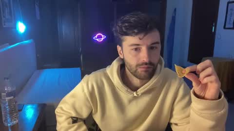 Snapshot of placebo14 chatting on 12/14/24, 12:33 placebo14 online show from 12/14/24, 12:33