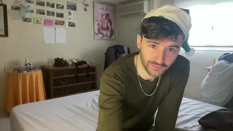 Snapshot of placebo14 chatting on 12/29/24, 12:45 placebo14 online show from 12/29/24, 12:45