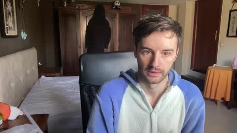 Snapshot of placebo14 chatting on 01/31/25, 11:13 placebo14 online show from 01/31/25, 11:13