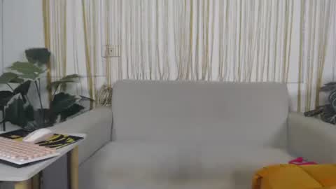 plasticgirll online show from 02/02/26, 01:32