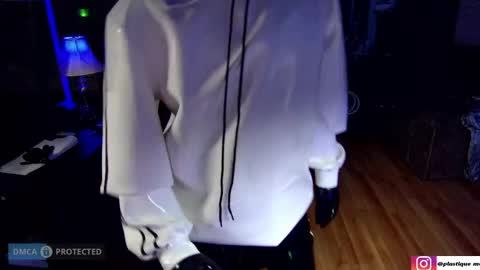 plasticme online show from 04/29/26, 05:52