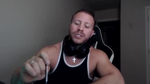 Player online show from 10/15/25, 04:45