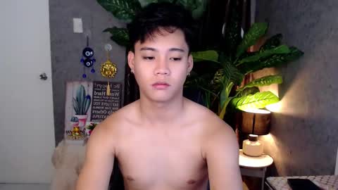 Snapshot of playful_kenzo chatting on 12/06/24, 03:33 Kenzo online show from 12/06/24, 03:33