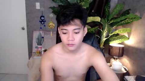 Kenzo online show from 12/15/24, 10:18