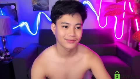 Kenzo online show from 10/17/25, 11:24