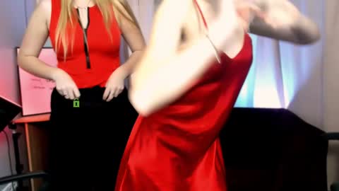 Sophie online show from 01/31/25, 01:56