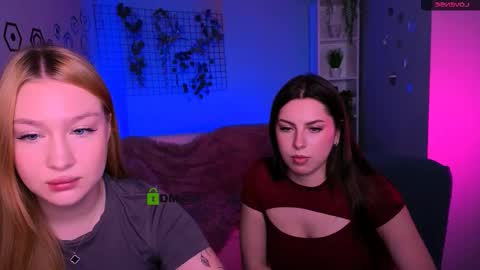 Sophie online show from 03/24/26, 08:25