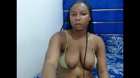 Snapshot of playfuldollx chatting on 09/17/25, 07:43 Playfuldollx online show from 09/17/25, 07:43