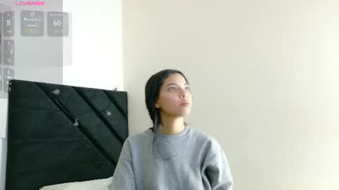 Snapshot of playfuljust_18 chatting on 07/06/26, 12:46 SAMARA online show from 07/06/26, 12:46