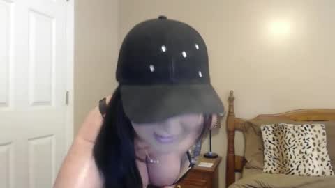 playfulkitten17 online show from 04/24/26, 02:41