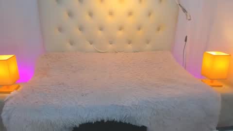 jen online show from 01/27/25, 09:22