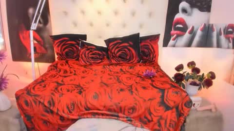 jen online show from 09/15/25, 12:54