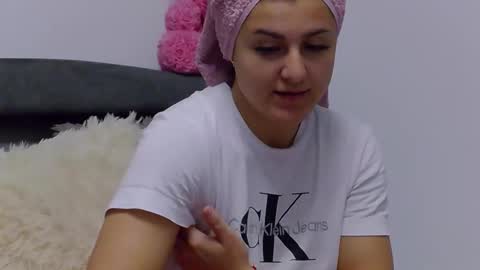 PlayfulNicole online show from 04/01/26, 05:19