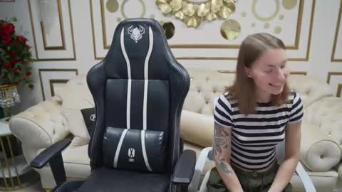 Lana online show from 01/09/26, 11:46