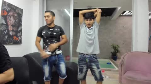   online show from 02/03/25, 11:42