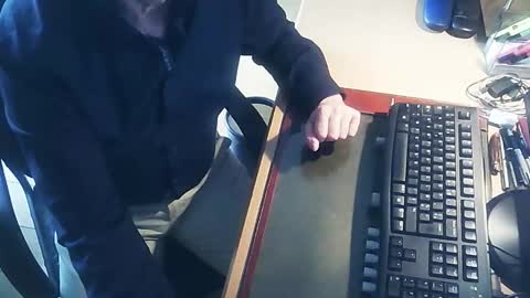 littlenounours online show from 02/28/26, 10:49