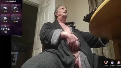 Play Me online show from 02/12/25, 05:26