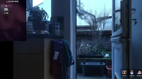 Play Me online show from 03/10/25, 06:27