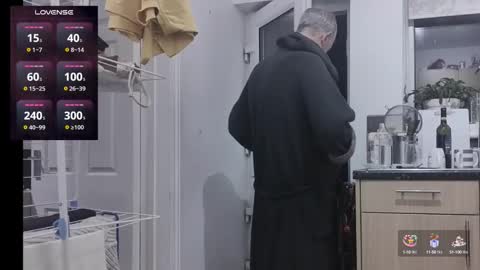 Play Me online show from 10/12/25, 10:53