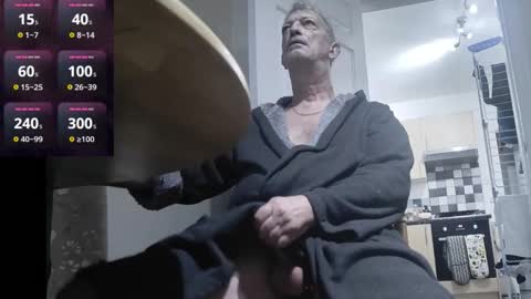 Play Me online show from 10/24/25, 02:30