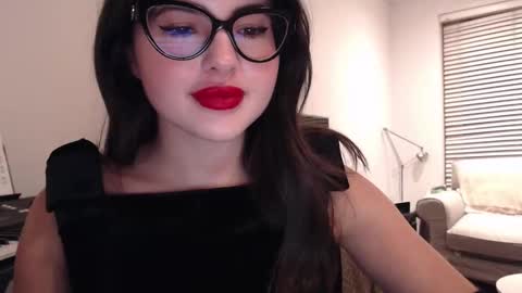 Mary online show from 12/24/24, 08:05