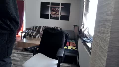 Hello ask me  . Im glad  to see you here in my room. Welcome PVT is open online show from 03/08/25, 09:50