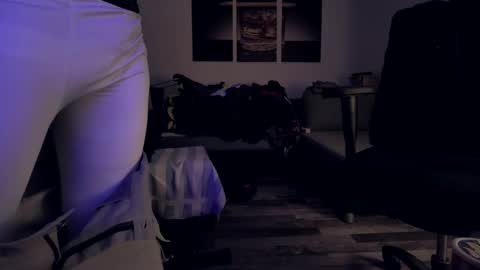 Hello ask me  . Im glad  to see you here in my room. Welcome PVT is open online show from 11/24/25, 06:40