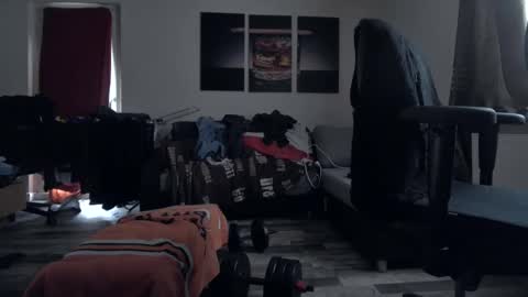 Hello ask me  . Im glad  to see you here in my room. Welcome PVT is open online show from 01/09/26, 02:31