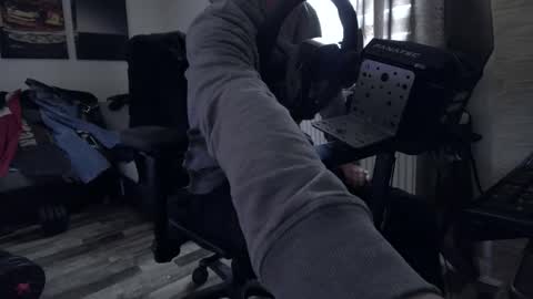 Hello ask me  . Im glad  to see you here in my room. Welcome PVT is open online show from 02/01/26, 08:57