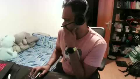 Sam online show from 02/19/26, 07:43