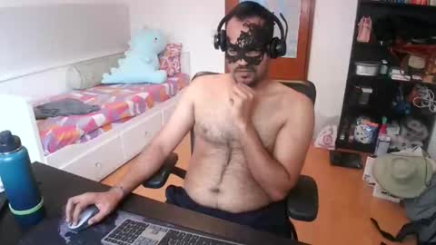 Call me Sam. If you like me follow my favourite girl on cb elizacarter online show from 04/12/26, 11:26