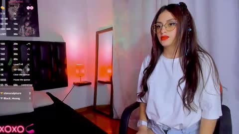 JUAN AND JULI online show from 02/12/25, 09:22