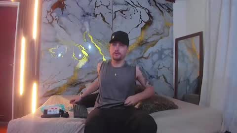 JUAN AND JULI online show from 03/04/25, 09:11