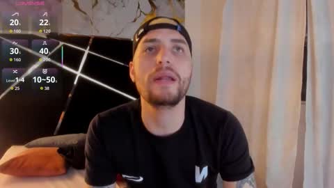 JUAN AND JULI online show from 09/26/25, 09:41