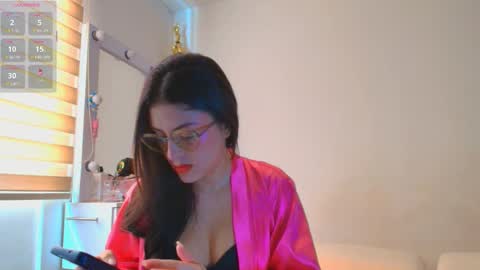 JUAN AND JULI online show from 01/07/26, 08:44