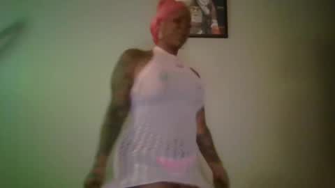 Snapshot of plenttycakez chatting on 07/25/26, 06:27 plenttycakez online show from 07/25/26, 06:27