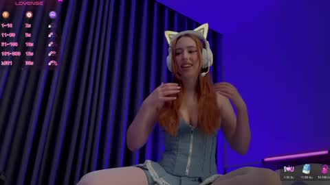 Snapshot of plumpahpeach chatting on 05/19/26, 12:05 Plumpah Peach online show from 05/19/26, 12:05