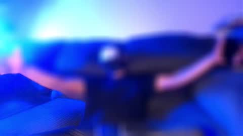 StraightPlush online show from 10/25/25, 08:00