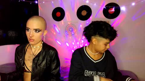   online show from 12/15/24, 08:58